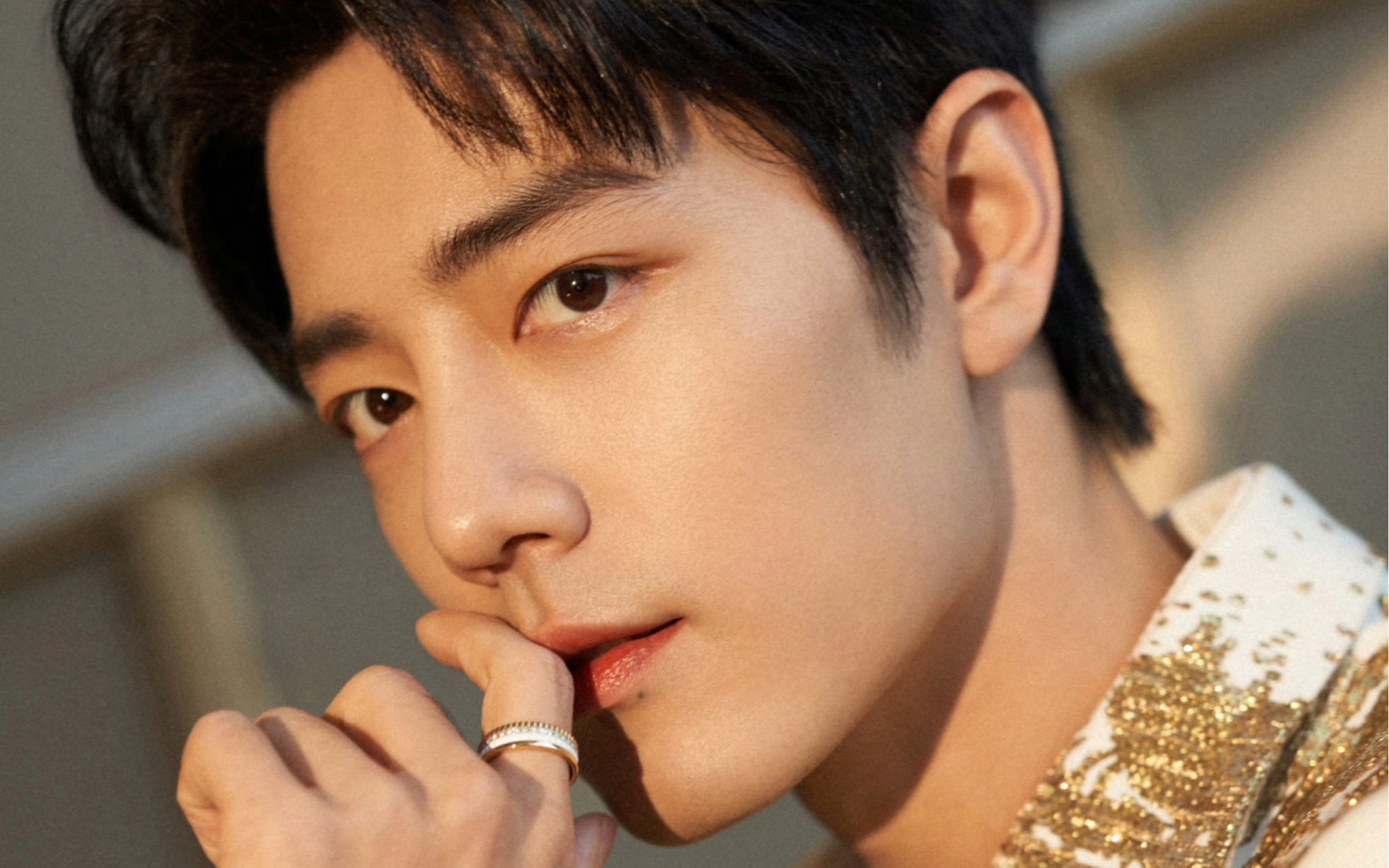 32岁肖战搭上京圈:安排郑晓龙力捧他成为视帝?5大优势被资本选中!