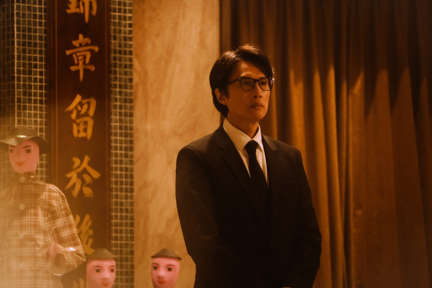 没上映票房破6085万,请来82岁喜剧之王坐镇,甄子丹新片要炸了