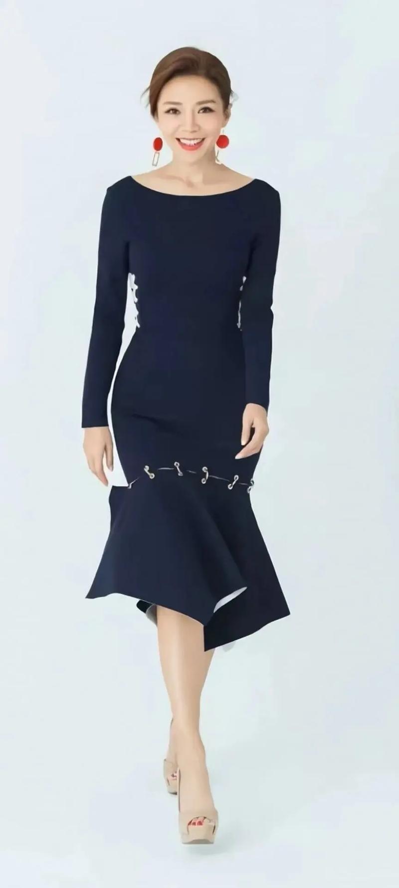 51岁央视主持朱迅:传出消息,观众悲恸万分