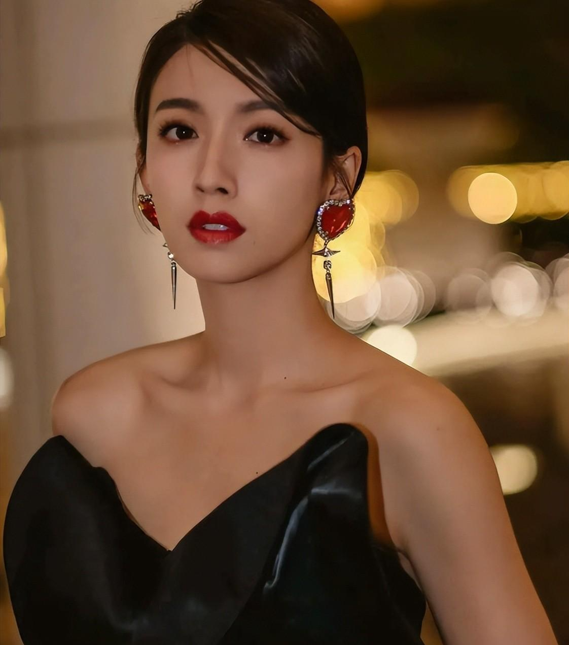 她是观众缘最差TVB视后,身上绯闻不断,人送外号“人肉发电机”