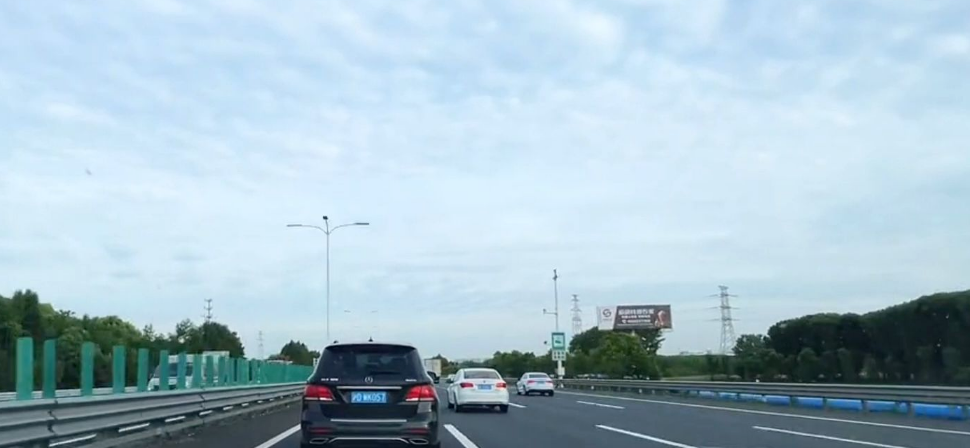 经常跑高速，车上这6大神器，你真的玩转了吗？