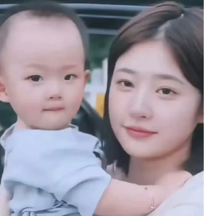 王思聪疑给闪闪每月三百万抚养费,令人想不到的是汪小菲竟火了!