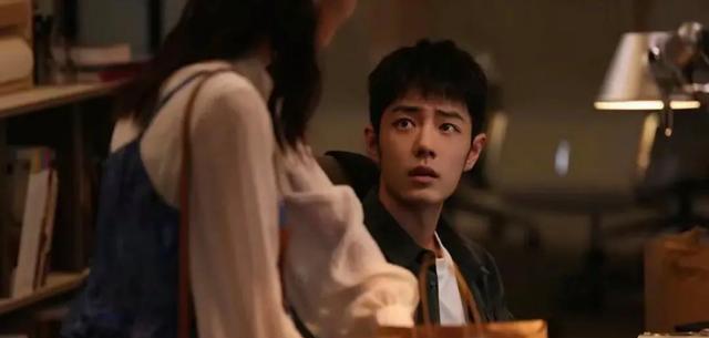 明明都是“姐弟恋”,32岁肖战和30岁胡一天对比,差距一目了然!