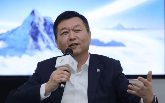 别克GL8“自降身价”，上汽通用不丢人