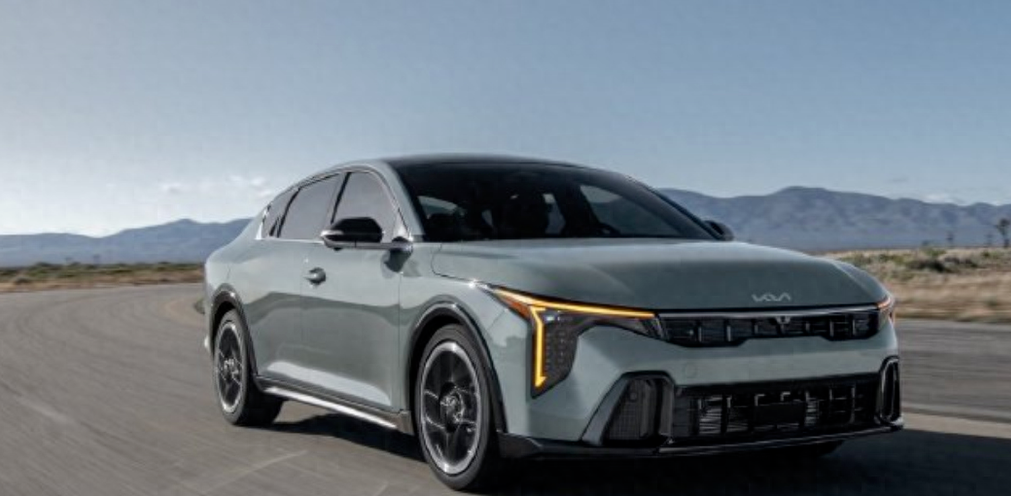 速腾太贵就选它！纯正合资，1.6T、2.0L，全球中级车正式亮相