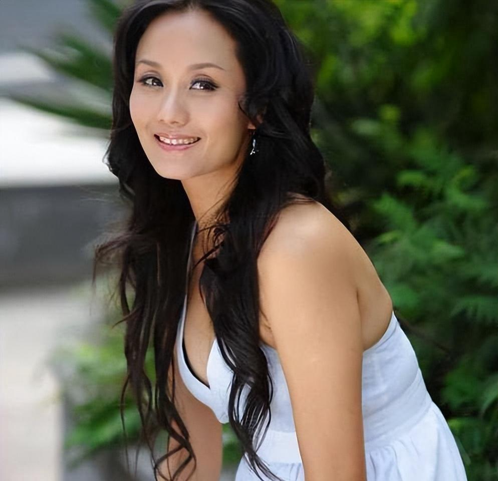 “儿子”是一线明星,女儿是奥运冠军,可58岁的她才算是人生赢家