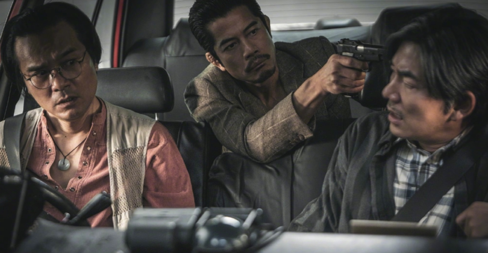 上映22天,《年会不能停》丢了冠军,郭富城新片9小时票房破485万