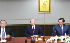 19岁报恩嫁老板，婚后才知其早有妻子，她养大5子弃百亿家产离开