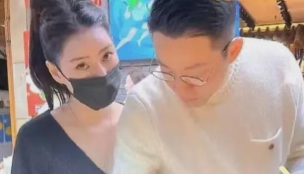 汪小菲刚承认未婚妻怀孕！S妈就被传唤，竟牵扯出2千多万债务