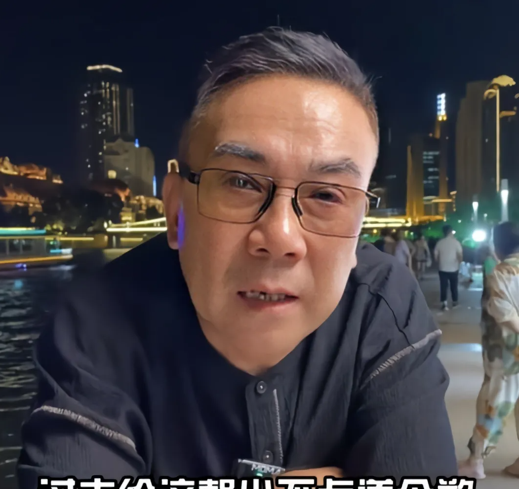 杨议猛料越来越多!两个老婆住一起,都问他要钱,正妻回应了