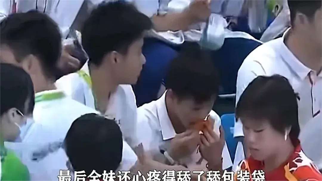 看到全红婵和陈艺文旧照,才明白全红婵夺金后,为何先知会陈艺文