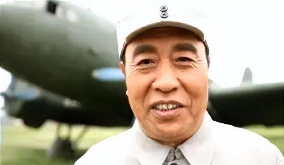 演员王伍福:一生只演朱老总,从不走穴,康克清见他后颤抖得落泪