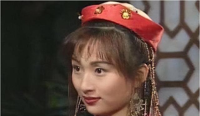 《神雕侠侣》十大美女排行,李莫愁第三,郭襄垫底,黄蓉榜上无名