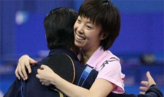 谁也想不到,袁立“不要”的男人,居然在张怡宁这里闪闪发光