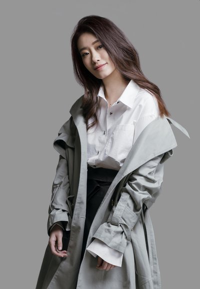 “曾红得发紫，现无戏可拍”的8位女星，张小斐上榜，她最为可惜