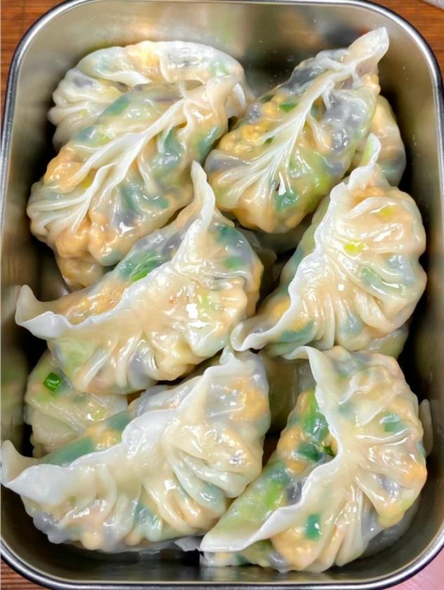 钟南山说“养腿先养膝”,建议中年人常吃这三道菜,补钙腿脚硬