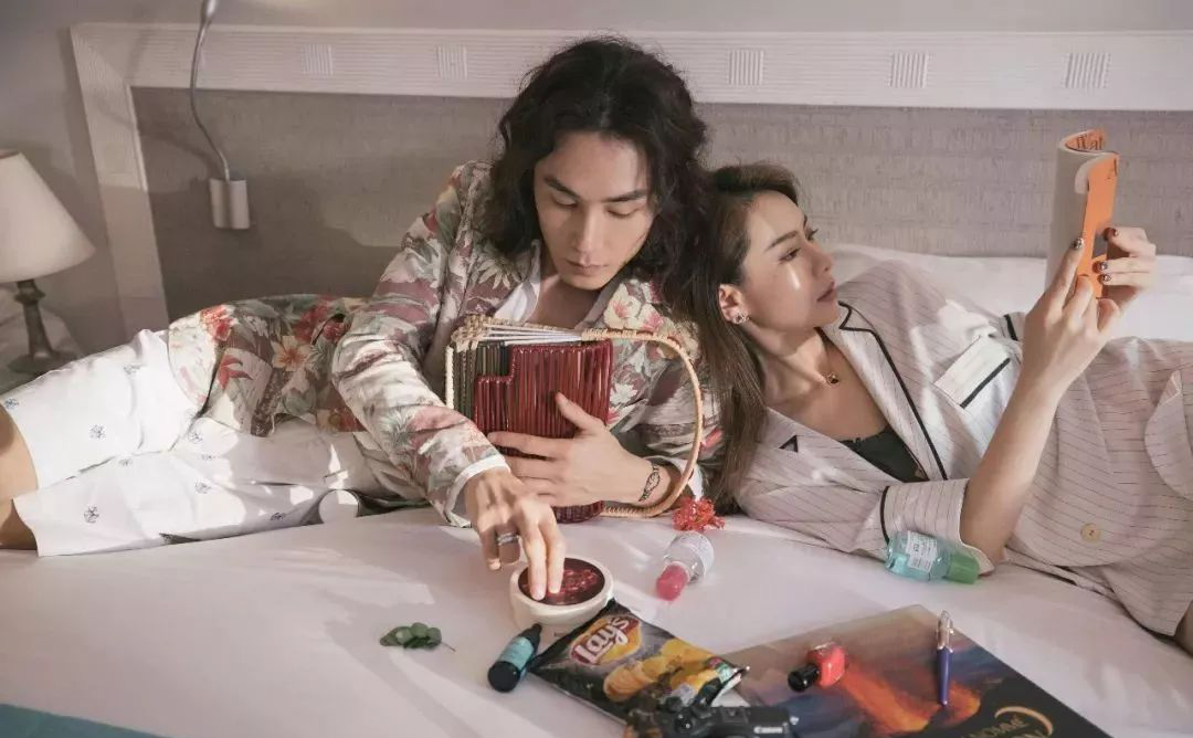 戚薇晒出的一款身体乳火了，堪称平价阿玛尼，网友：用后白嫩不少