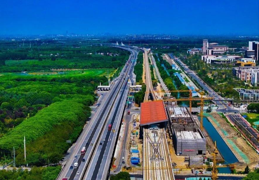 上海郊外華為全球最大的研發中心“練秋湖華為小鎮”，讓日媒驚奇