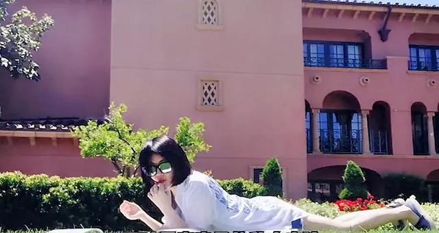 许晴豪宅内部曝光,家里堆的满满的,难怪活的像小公主