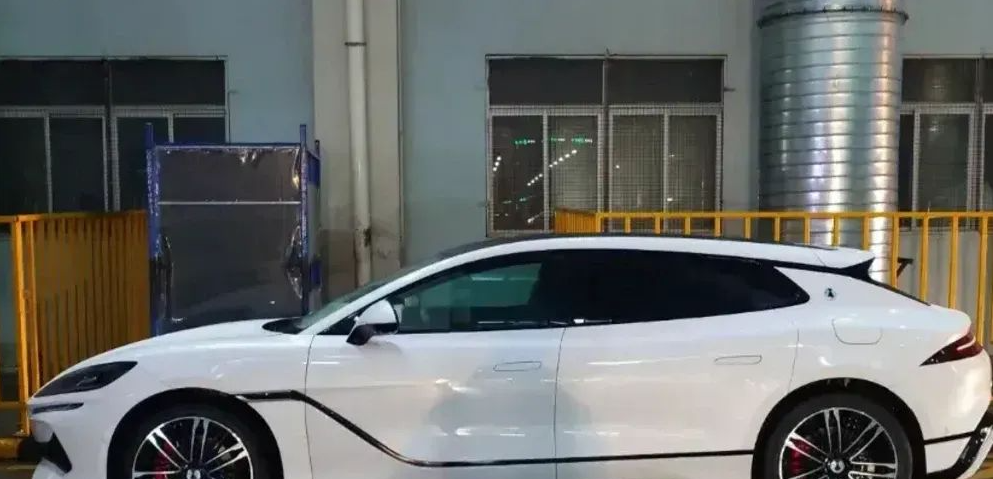 比亚迪申报超级内燃机，与保时捷同款技术！老王被打脸了？