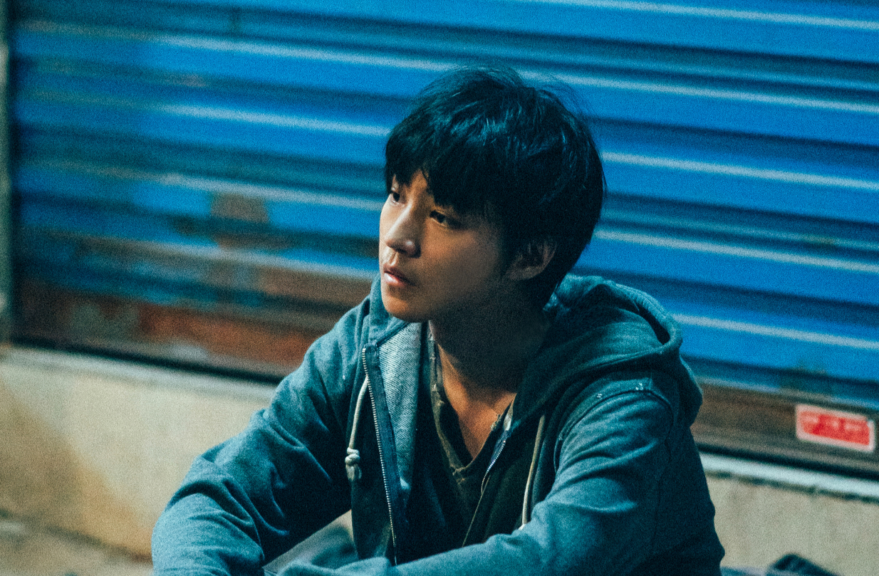 没上映票房就破4160万,吴京加马丽都压不住,中秋档冠军定了?