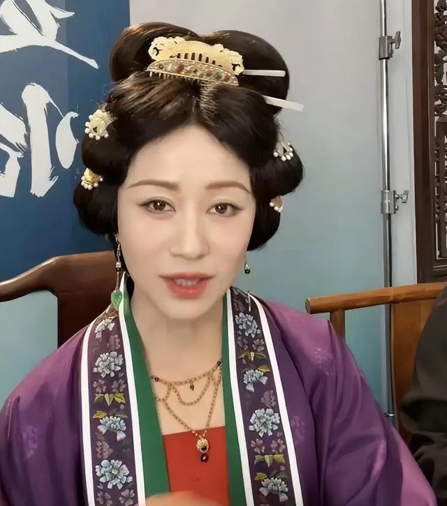 完全理解于正了!若用这造型演《五福临门》,杨婕妤非蓝盈莹莫属