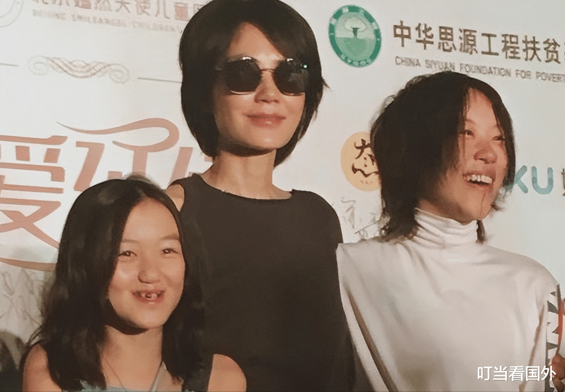 王菲李嫣抚养权曝光！最新细节惊爆，网友热议不已！