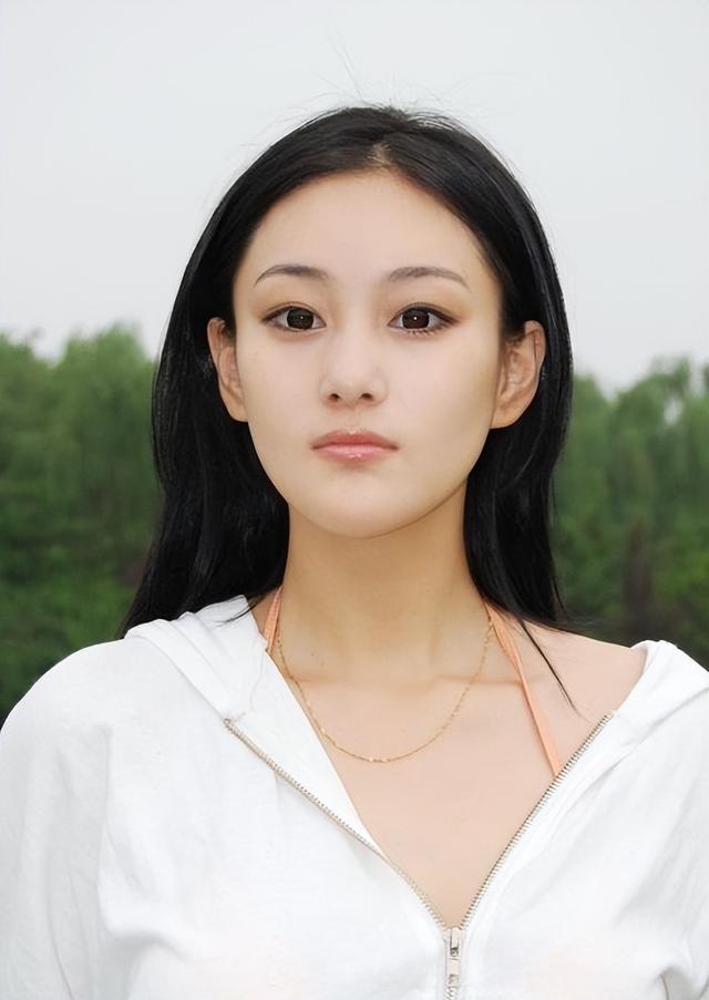 “靠嫁人翻身”的张馨予:她老公何捷,确实很牛!