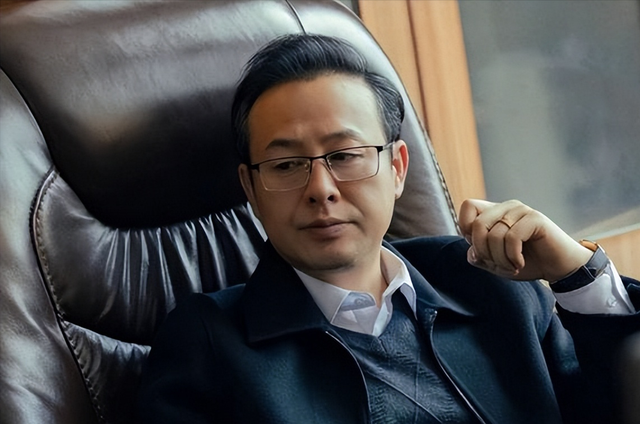 走红一年后,再看张颂文的处境,才明白陈道明那番话的“含金量”