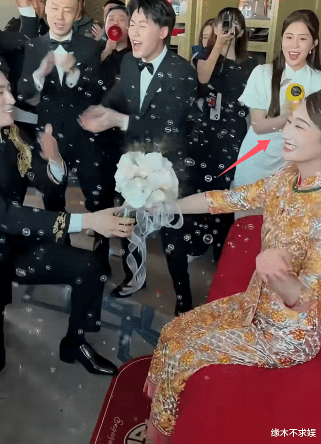 郭德纲外甥大婚排场大！秦霄贤张云雷引人关注，新娘面相惹争议！
