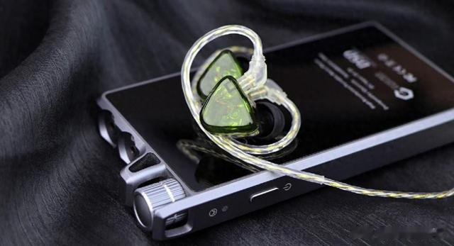 哪怕它是低價(jià)位的HiFi耳機(jī)，音質(zhì)也會有驚喜！揚(yáng)仕YOLO評測