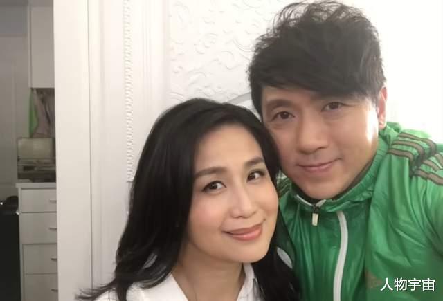 他太太离世4年仍无法释怀，带子女移民，直言适应英国生活不容易