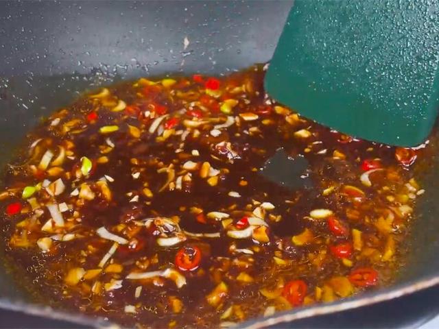 立夏将至,建议少吃虾和豆腐,多吃4样蔬菜,养阳散寒,平安入夏