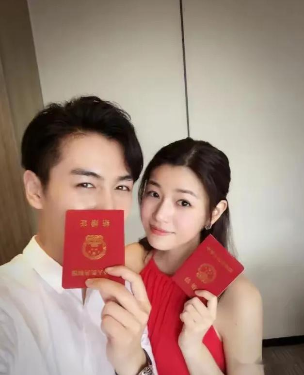 卓伟曾曝陈晓陈妍希离婚内幕,陈晓将妻子拉黑,对儿子也避而不见