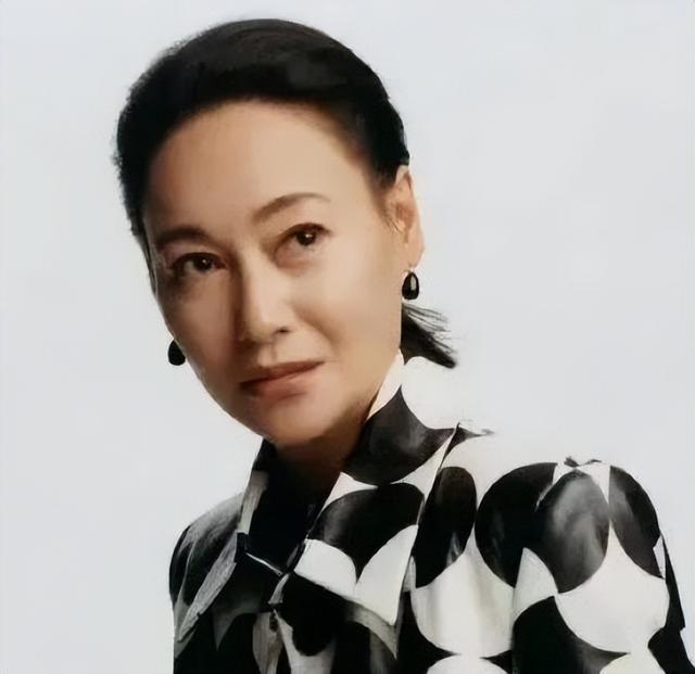惠英红影后实力碾压,演技炸裂社交媒体热议
