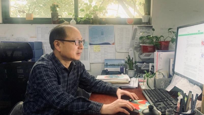 我，985硕士毕业，在广州高校当老师，有编制，透露实际工资水平