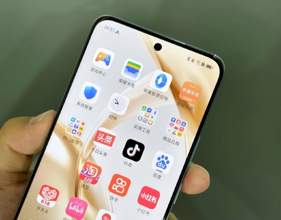 荣耀“不讲武德”,16GB+512GB+5200mAh,顶配版才卖2278元