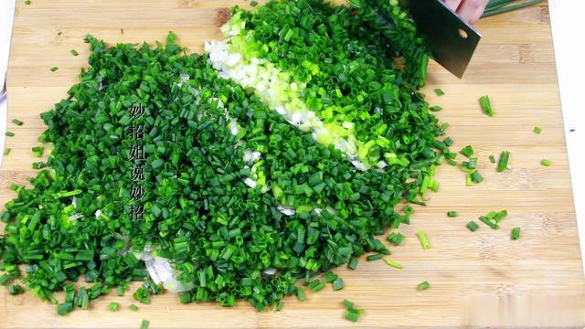 才知道,原来保存小葱这么简单,放1年和新鲜的一样,方法太棒了