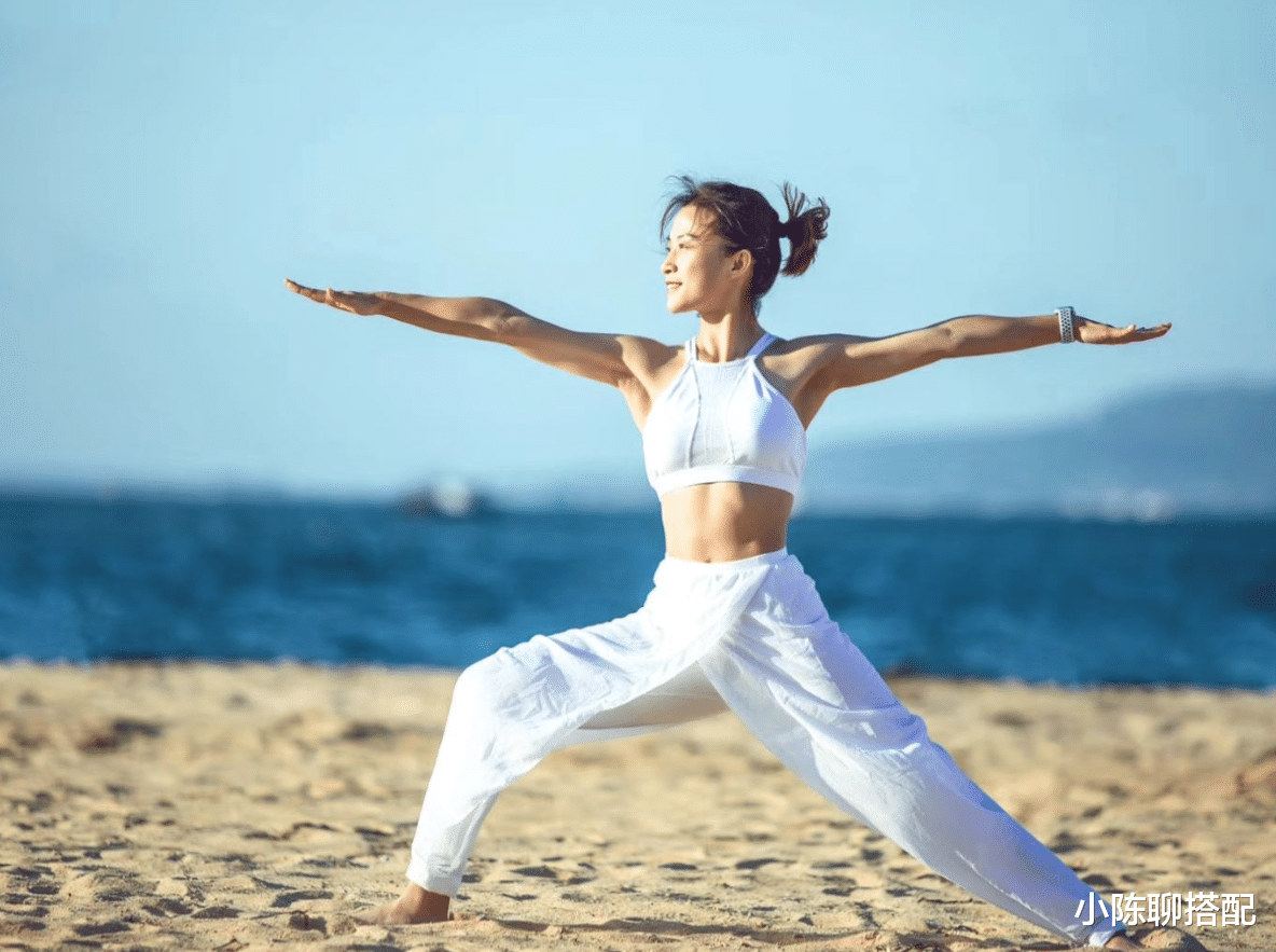 54岁阿姨变“姐姐”:4个月瘦60斤,长相似少女,GET她漂亮的秘诀