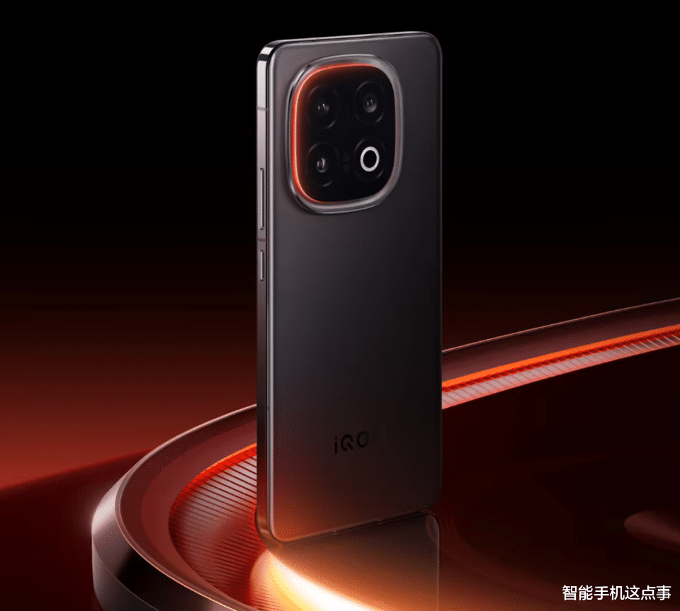 vivo性能之光新机突然官宣:骁龙8至尊版+2K屏,外观配置均清晰