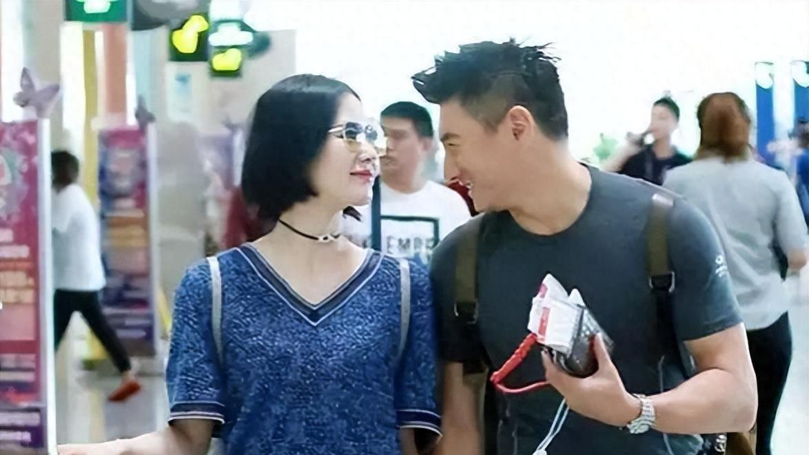 忍了十年的刘诗诗，这次终于删掉了吴奇隆的所有联系方式