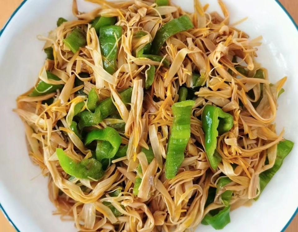 这6种蔬菜晒干后,比鲜的还好吃,炒菜炖汤真鲜美,多囤点吃一年