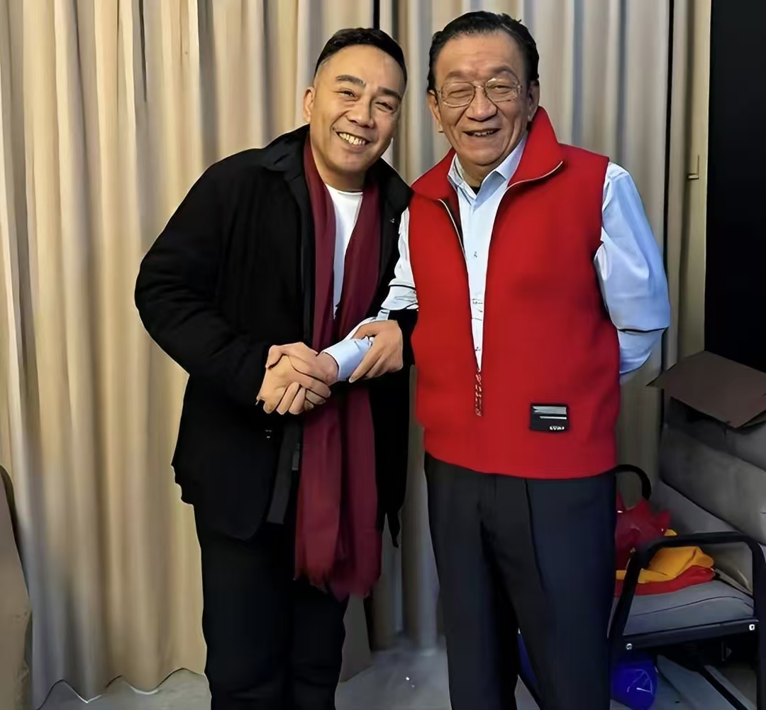 天津相声名家张金铭去世，再次给杨议敲响警钟，不要再砸挂内耗了