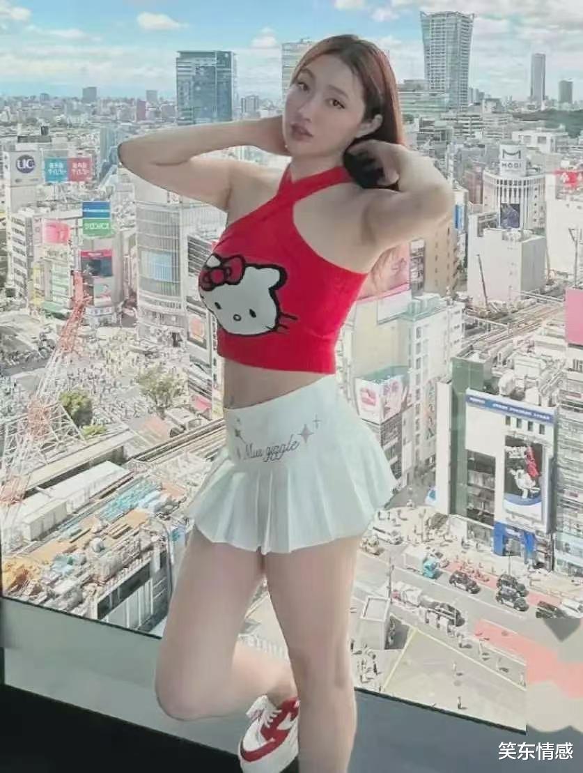 50岁大叔娶20岁美女,如胶似漆公开秀恩爱,活成别人羡慕的样子