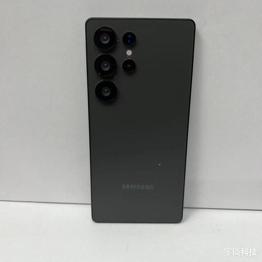 2025年即将来临,三星Galaxy S25Ultra真机曝光