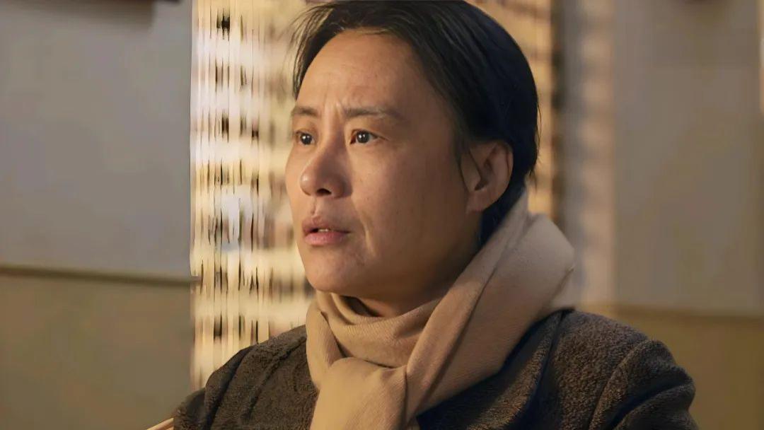 《六姊妹》大结局：看到最后，最有钱的不是何家艺，而是看似穷酸的她