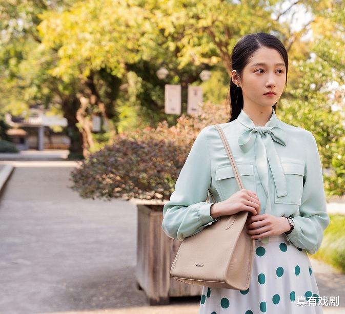 《小巷人家》大结局捧红了谁?两女一男,向鹏飞实在可惜