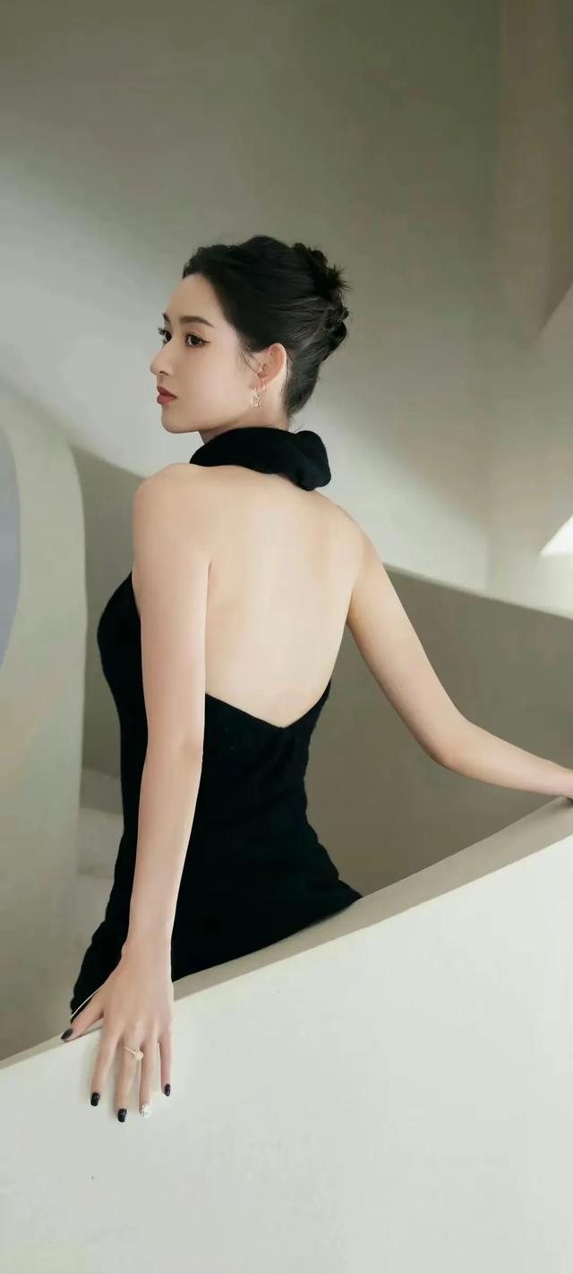 美女系列壁纸第4653期—王玉雯