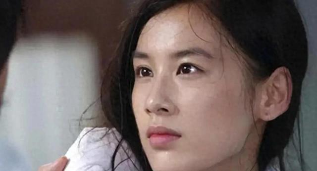 戴上亿天珠炒菜,一年2个亿零花钱,也阻挡不住她想要离婚的心?