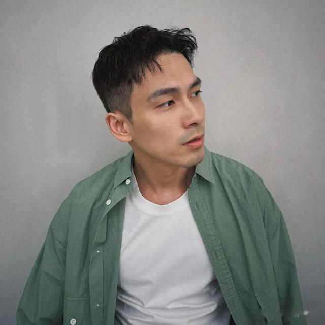 男生夏季不剪“飞机头”也很帅，试试这3款，清爽时髦涨颜值！